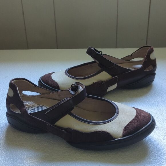 Palladium Shoes - Palladium Women's Mary Jane Leather Comfort Flat Shoes Size 5